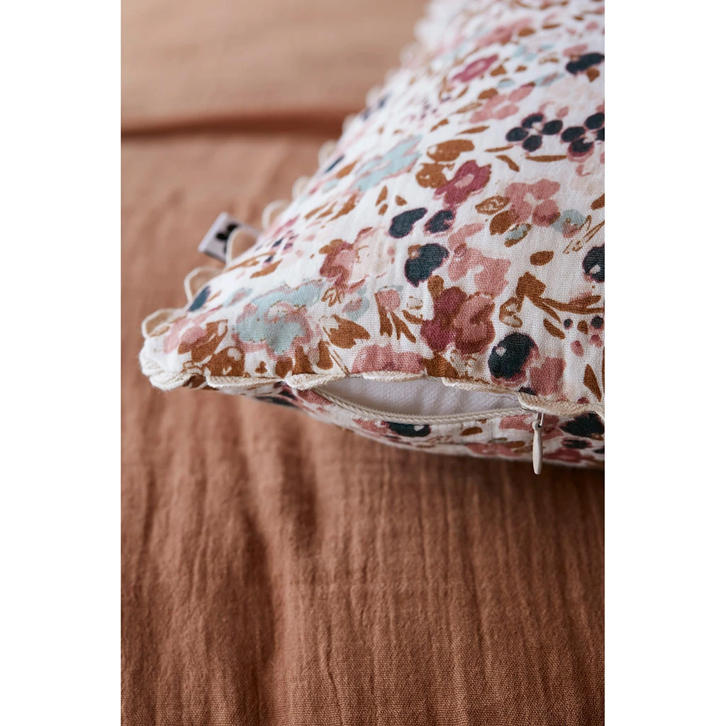 Coussin Déhoussable Avec Croquet En Gaze De Coton Imprimée Pampa 40x40cm - Capucine 7 Coussin Déhoussable Avec Croquet En Gaze De Coton Imprimée Pampa 40x40cm - Capucine – Image 5
