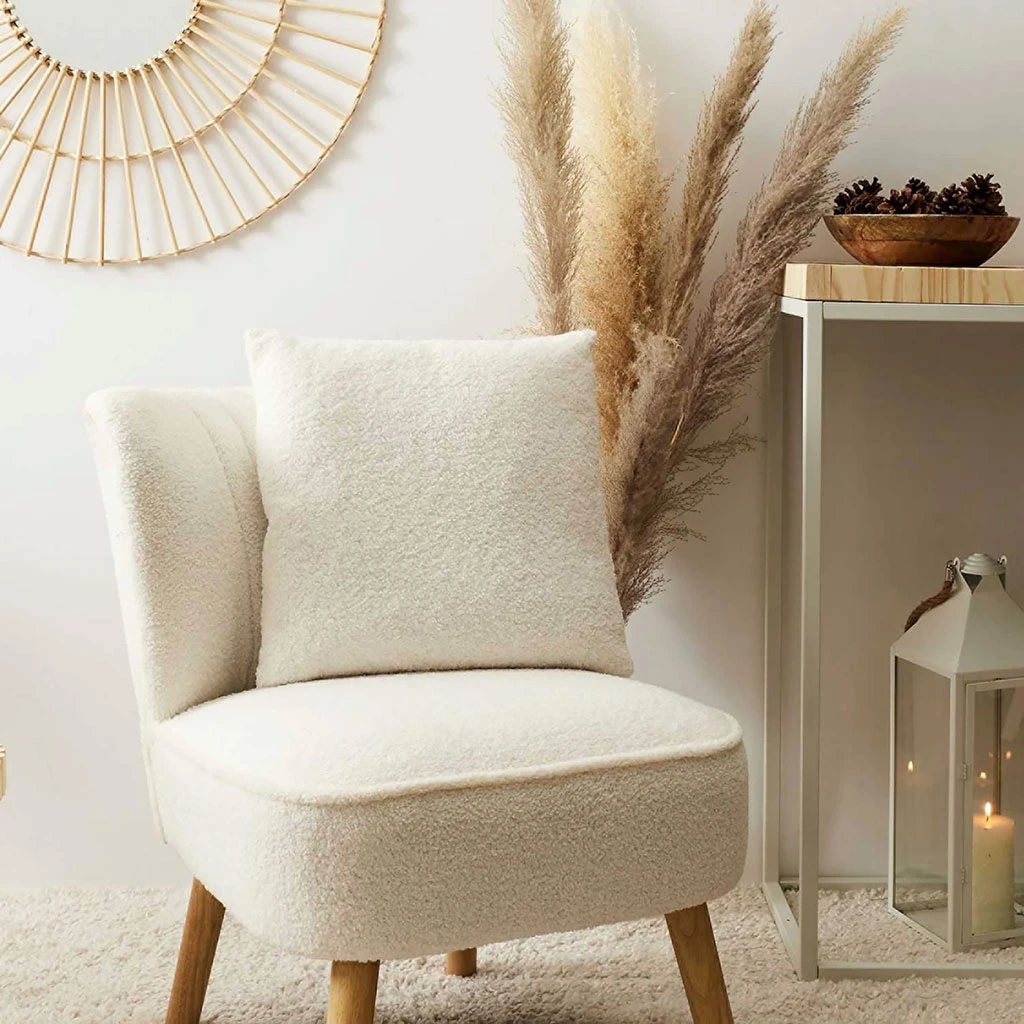 Coussin Doudou Bouclé Crème 40x40cm - Décorera 4 Coussin Doudou Bouclé Crème 40x40cm - Décorera – Image 2